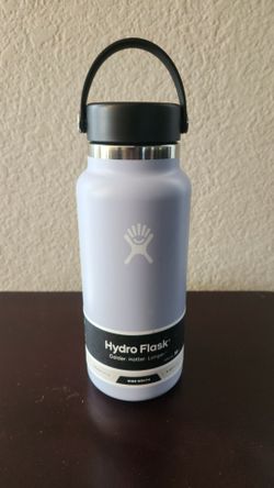 Hydro Flask 32 oz water bottle