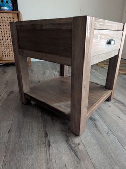 Coffee table /side table /multi purpose