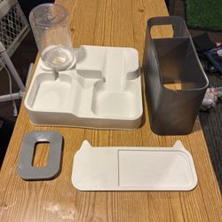 PET FEEDER 