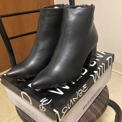 Woman’s Heels Size 8.5