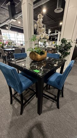 5 PC DINING TABLE