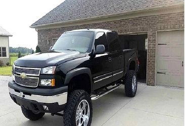 Clean Title 2006 Chevy Silverado