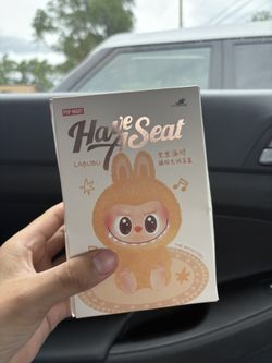 Lafufu “have A Seat “