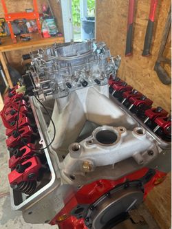 Chevy manifold and carb
