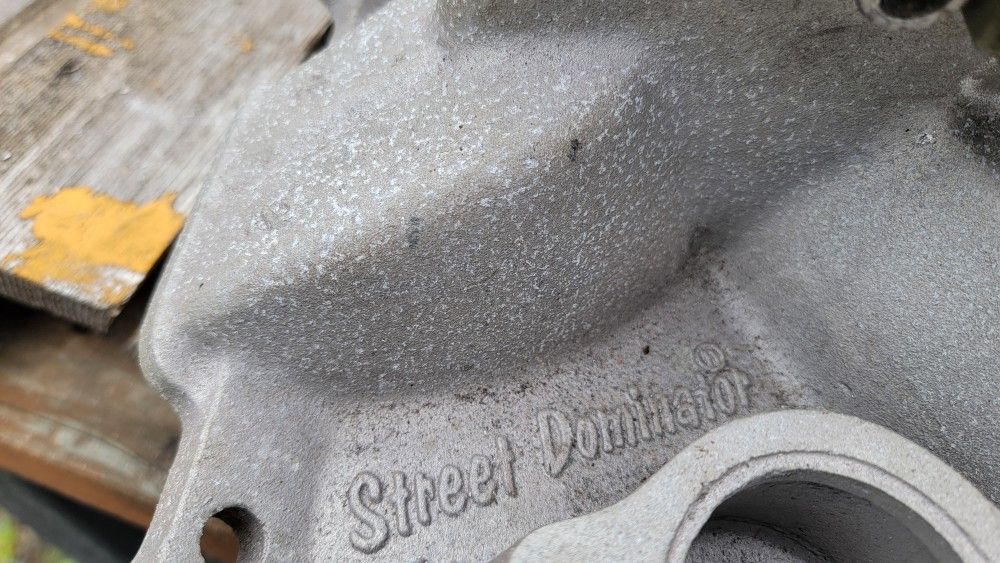 Holley 650 Spread Bore & Holley Street Dominator Intake