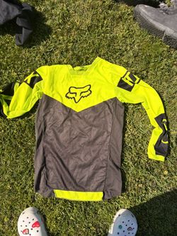Youth large Fox racing shirts