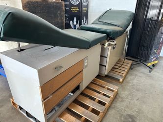 Hamilton e series exam table