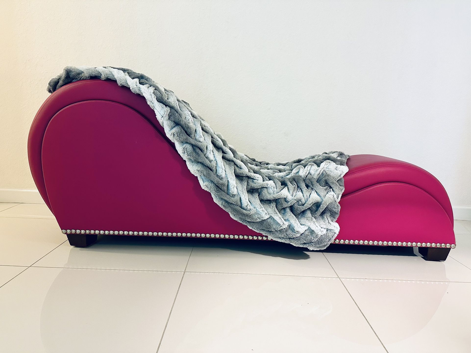 The Tantra Chair - Brand NEW, Duplicate order