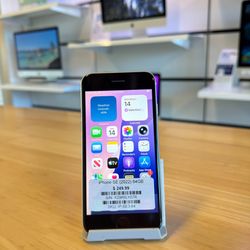 📱 Unlocked iPhone SE (2022) – 64GB – White (3rd Gen)