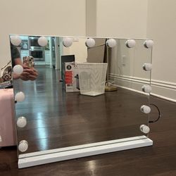Vanity Mirror 
