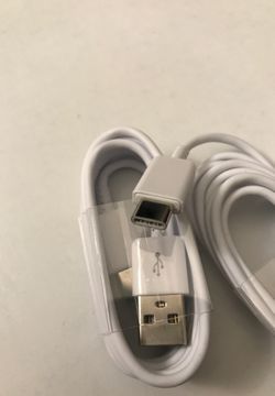Charger type c. Brand new 3 pieces 1