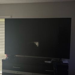 Samsung 70’’ Flatscreen TV