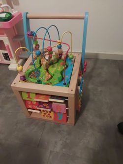 Kids toy box