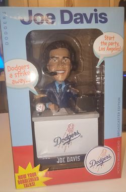 Joe Davis ( ( TALKING ) ) 2025 Bobblehead LA Dodgers SGA
New in the Box