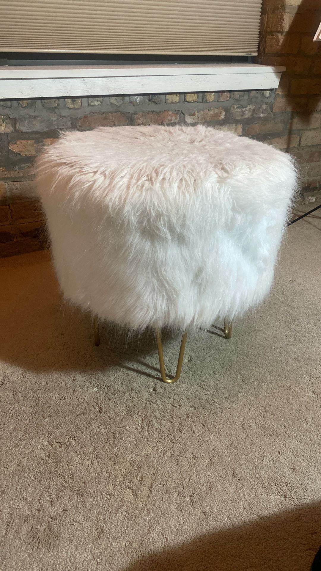 Faux Fur Foot Stool Ottoman with Hair Pin Legs - White