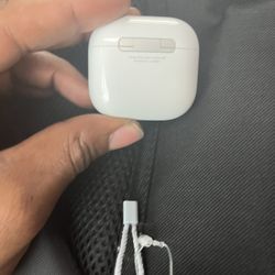 Charging Case AirPods 4th Gen