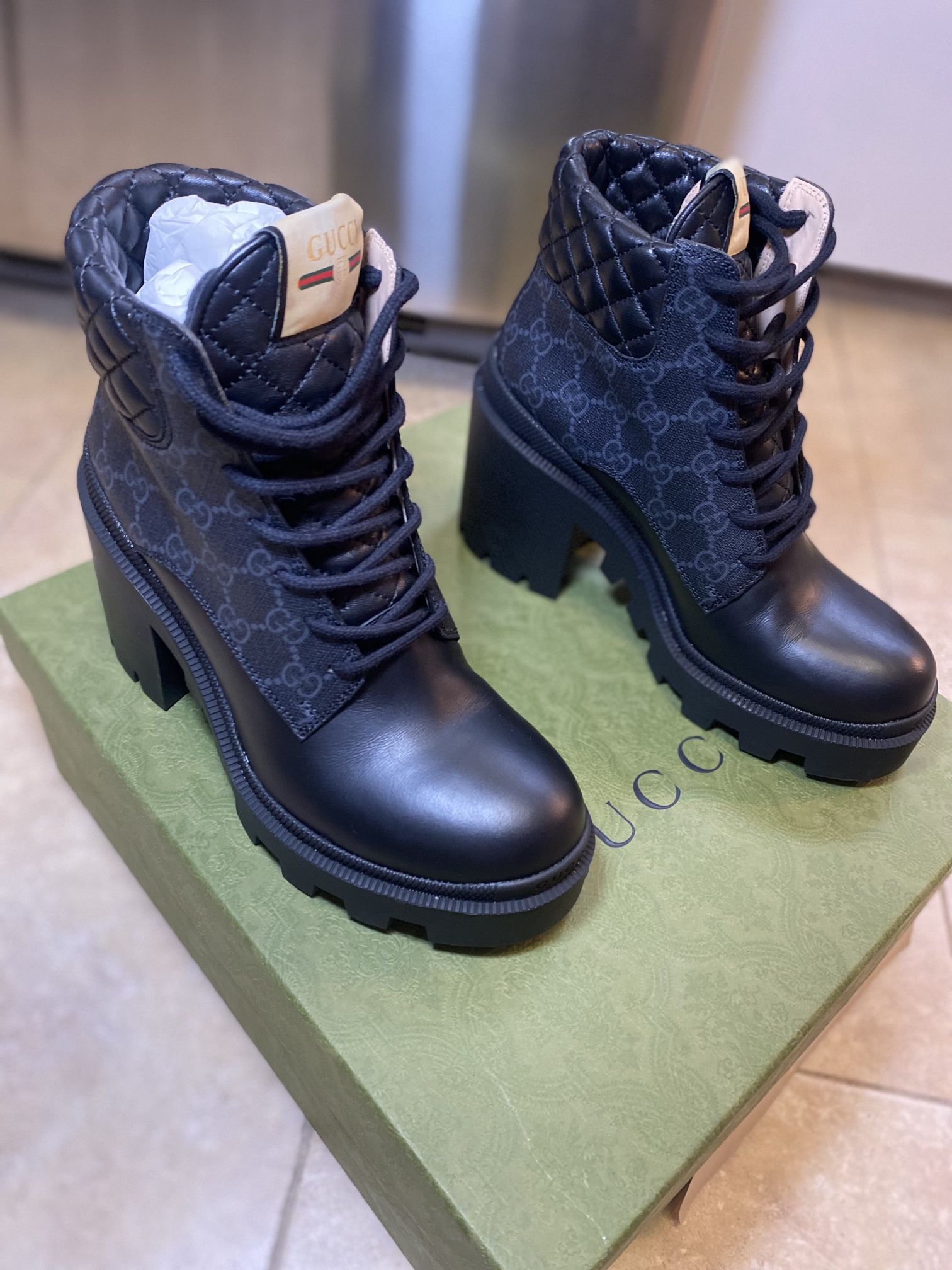 Gucci Women’s GG Ankle boot Size 37 / US Women 7