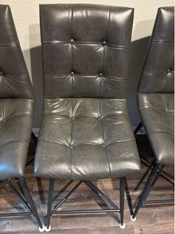 Set of 4 Gray Counter Height Bar Stools – $80