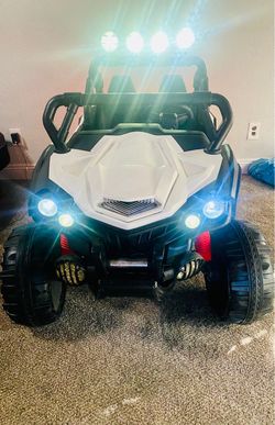 Kids Electric Ride-On UTV with Lights