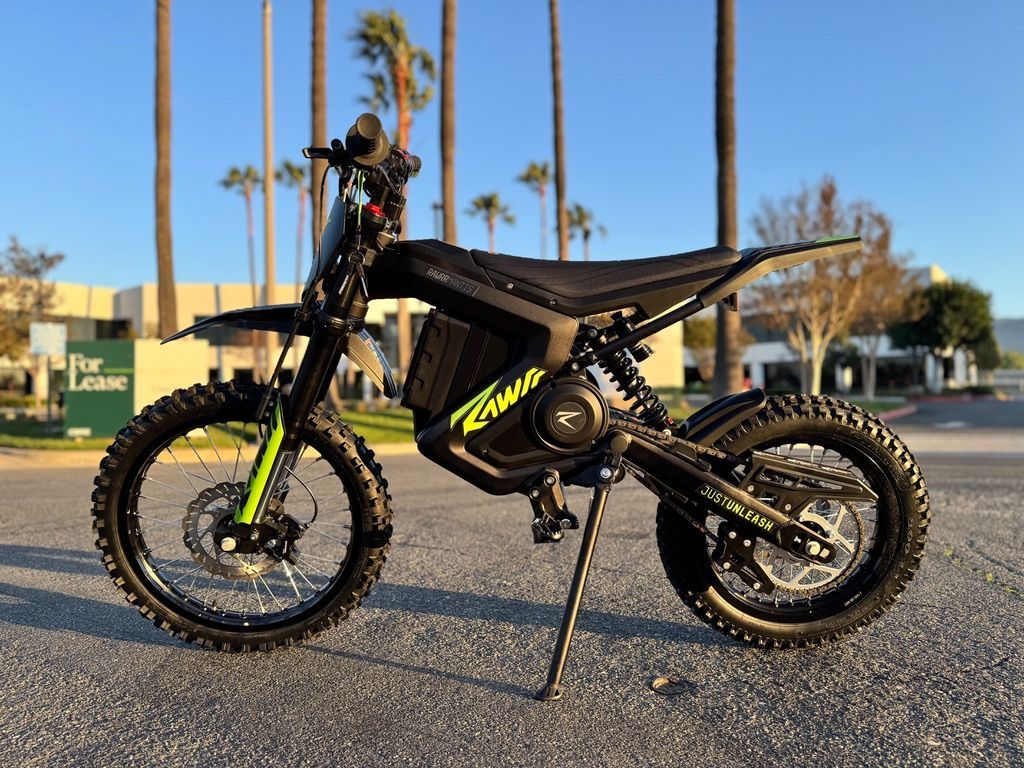 2025 Rawrr Mantis Mini R17