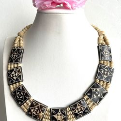 Vintage and hand carved Tribal theme yak bone necklace 18”inch