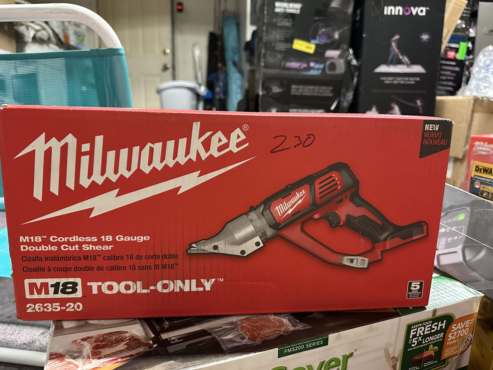 Milwaukee 2635-20 M18 Cordless 18 Gauge Double Cut Shear Bare tool for  Sale in Anaheim, CA OfferUp