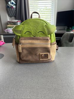 Disney loungfly.  Star Wars Mandalorian Grogg Mini backpack NEW