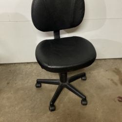 Desk chair