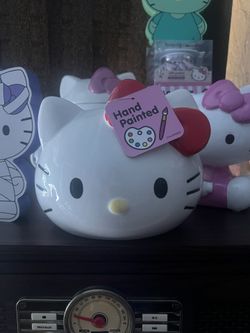 HELLO KITTY FLOWER POT
