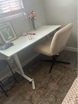 Desk + chair