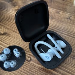 Powerbeats Pro - Glacier Blue