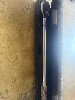 Click Torque Wrench with Case
