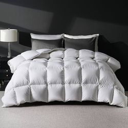Goose Feather Down Fiber Comforter Queen Size, Ultra Soft Fluffy Duvet Insert Queen with 100% Cotton Cover, Luxurious Hotel Bedding Comforter for All 