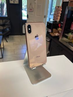 iPhone XS - Unlocked - 64GB