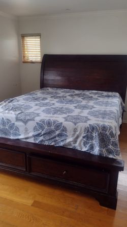 Bed frame-FREE