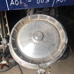 Hub caps for classic mustang