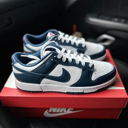 Nike Dunk Low…( Valerian Blue )