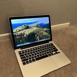 Like New MacBook Pro 13 Inch - Adobe,Ms Office Logic Pro Final Cut Included!!!