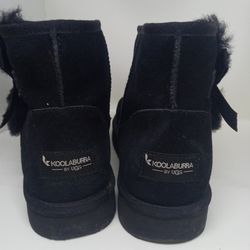 Size 7 Koolaburra by Ugg Women's Black Victoria Mini Boots