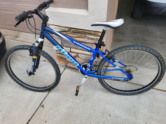 Giant Boulder SE
