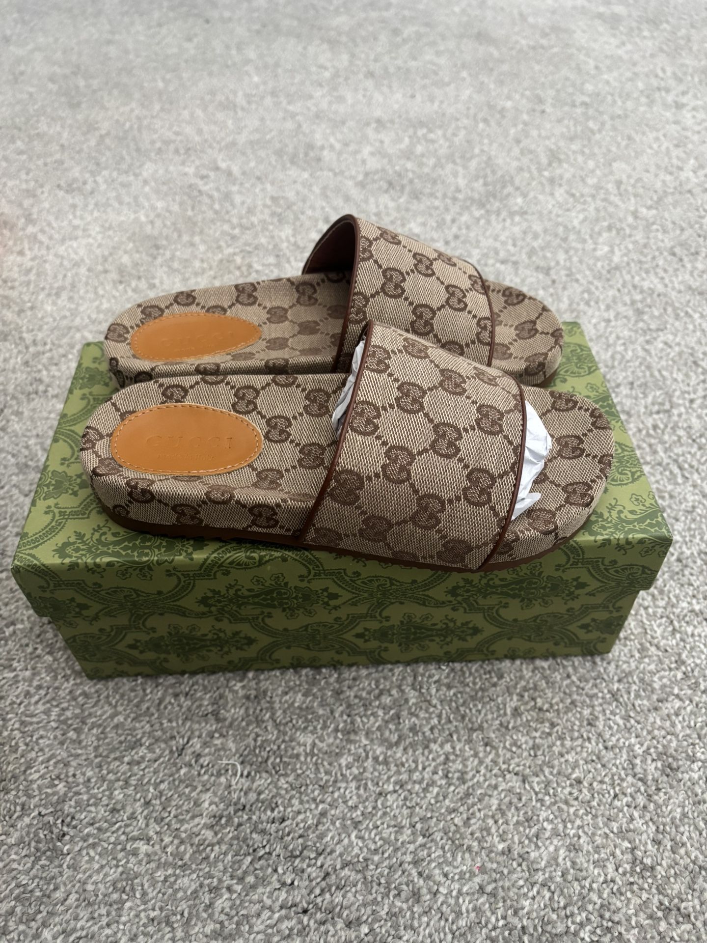Gucci slides