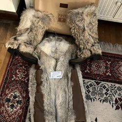  Coyote fur for the boots 