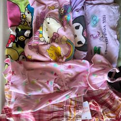 GRATIS/FREE LITTLE GIRLS CLOTHES SIZE 6/7