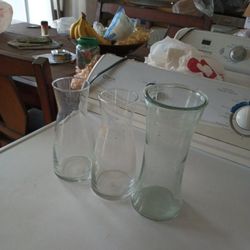 Glass Center Piece 3 for $3