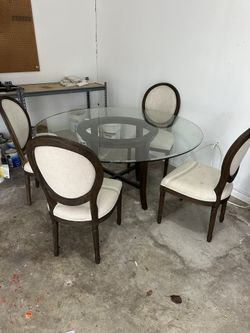 Glass Table & 4 Chairs