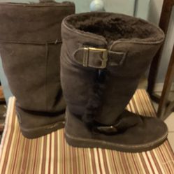 Brown bear paw boots