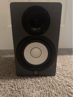 Yamaha HS5