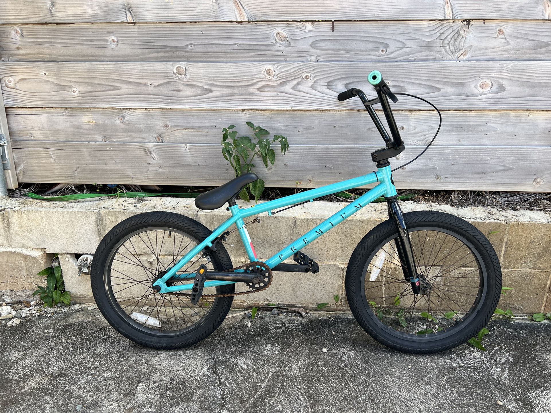 Premium stray bmx outlet