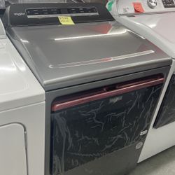 New Scratch And Dent Whirlpool Dryer. 1 Year Warranty 