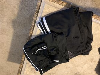 Basketball/Boys Sweat Pants L (3) included